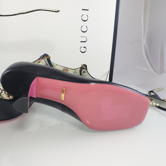 NWT$3400 Gucci Taide Pearlescent Caged Boot Pumps - Picture 11 of 16